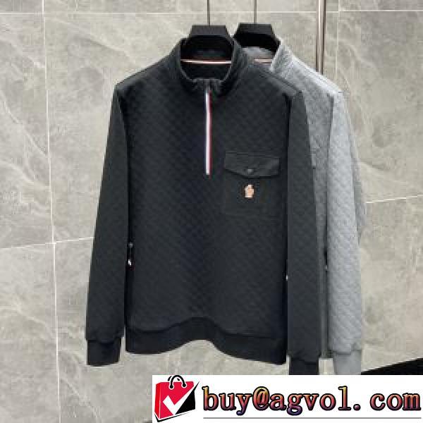 活用できるアイテム 2025新作 モンクレール MONCLER しっかり暖かな感じ プルオーバーパーカー モンクレールコピーブランド 2色可選