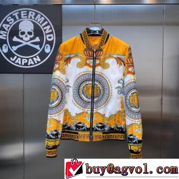 2026秋冬 ヴェルサーチVERSACE 適度な厚み 高級感漂わせる ヴェルサーチコピー サイズ豊富 ジャケット ブルゾン 大花プリント