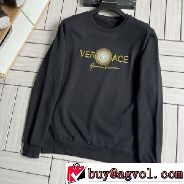 2026秋冬 ヴェルサーチVERSACE 3色可選 プルオーバーパーカー 人気 ランキング 大好評 ヴェルサーチブランド コピー ロゴパーカー 秋着用