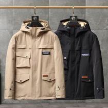 バーバリー BURBERRY 完成度の高い逸品 バーバリーコピー ブランド 2026秋冬 アウトドアに着用 ポケットづき 撥水性がある 2色可選 ダウンプレミアムダウンジャケット 防風性にも優れた