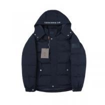着心地よい バーバリー BURBERRY 2色可選 フードづき 上品上質 バーバリースーパーコピー 代引 ポケットづき 軽量ダウンジャケット 2026秋冬 保温性を発揮する フィルパワーの高い 防風性にも優れた
