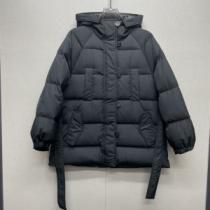 先行販売 モンクレールコピー モンクレール MONCLER 2025新作 ダウンジャケット 寒さに打ち勝つ アウトドアに着用