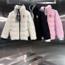 モンクレールスーパーコピー モンクレール MONCLER 2026新作 高レベルの保温性 お宅にも使える 大絶賛の履き心地! ダウンジャケット 3色可選