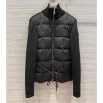 今買い◎得 モンクレール MONCLER ダウンジャケット 撥水、透湿機能があり スリムなシルエットデザイ 2色可選 モンクレールスーパーコピー 2025新作