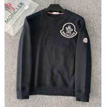 モンクレールブランドコピー 2色可選 プルオーバーパーカー 一番人気の新作はこれ 2026新作 モンクレール MONCLER 程よい厚み プリントパーカ