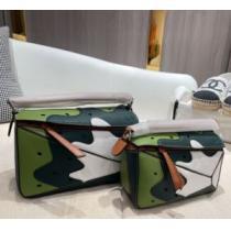 ロエベ偽物ブランド 斜め掛けバッグ 小型 軽量 高品質 人気 高級感を備えている 2026秋冬 ロエベ LOEWE.148.