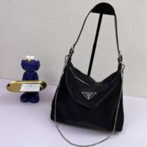 トートバッグ オリジナリティに富んだバッグ 高級感を備えている 2色可選 豊富なサイズ プラダブランド 偽物 通販 2026秋冬 プラダ PRADA .68.