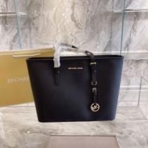 サイズ豊富 2026秋冬 マイケルコース Michael Kors 4色可選 ハンドバッグ 隠しポケット付 利便性に優れ 非凡な容量.74.