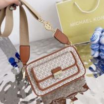 3色可選 耐久性のある ショルダー 調節可能 2026秋冬 マイケルコース Michael Kors 斜め掛けバッグ 気軽に持てる オリジナリティに富んだバッグ.74.
