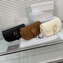 レディースバッグ 隠しポケット付 優しい色合い 3色可選 ディオール DIOR 2026秋冬 ディオールコピーブランド 斜め掛けバッグ バランスのいい大きさ.58.