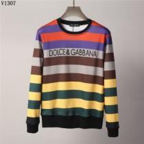 2026秋冬 ドルチェ＆ガッバーナ Dolce&Gabbana 大好評 アウトドア系 耐久性のある プルオーバーパーカー ドルチェ&ガッバーナブランド コピー ロゴパーカー