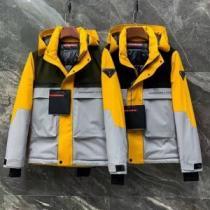 2026秋冬 プラダ PRADA 2色可選 プラダブランド コピー セレブ愛用の超人気商品 ダウンジャケット 撥水加工の施された アウトドアに着用