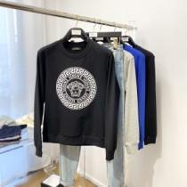 2025早春 3色可選 耐久性のある ヴェルサーチVERSACE 程よい厚み プルオーバーパーカー オリジナルプリント 程よい厚み ヴェルサーチ偽物ブランド