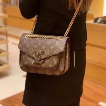 2025早春 存在感のある 通勤 出張 旅行 ルイ ヴィトン LOUIS VUITTON 斜め掛けバッグ ルイ ヴィトンブランドスーパーコピー モノグラム 活躍のバッグ.49.