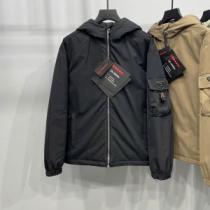 プラダブランドスーパーコピー 上品上質 メンズ ダウンジャケット 2025新作 3色可選 プラダ PRADA ポケットづき 肌寒い季節に欠かせない