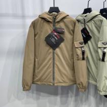 プラダブランドスーパーコピー 上品上質 メンズ ダウンジャケット 2025新作 3色可選 プラダ PRADA ポケットづき 肌寒い季節に欠かせない