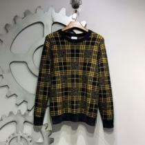 バーバリーコピー ブランド 2026新作 セーター 2色可選 バーバリー BURBERRY ロゴパーカー 海外限定ライン ビンテージ感ある