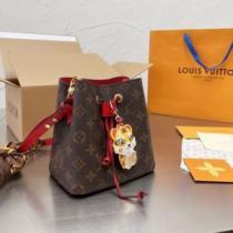 優美なお出かけスタイル 2026新作 ルイ ヴィトン LOUIS VUITTON 手持ち&ショルダー掛け ルイ ヴィトンコピー ブランド 4色可選 活躍のバッグ 高級感を備えている.49.