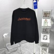 ファッション 人気 プルオーバーパーカー ルイ ヴィトンスーパーコピー  コスパ最高のプライス 2026新作 ルイ ヴィトン LOUIS VUITTON 2色可選 ロゴパーカー 程よい厚み