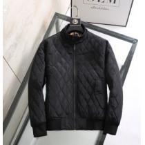 シンプルなデザイン バーバリー偽物ブランド 2025新作 ジャケット 今一番HOTな新品 バーバリー BURBERRY ステンカラーコート