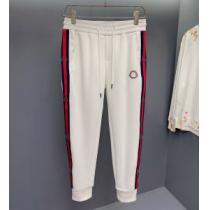 モンクレール MONCLER 足長効果のある モンクレールコピーブランド 2026新作 スエットパンツ 一味違うデニム チノパン 落ち着いた質感