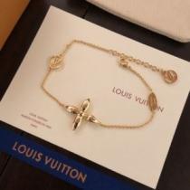 ペンダントトップ ルイ ヴィトンブランド 偽物 通販 ダガー キラキラ 2026新作 ルイ ヴィトン LOUIS VUITTON 豊富なサイズ.224.