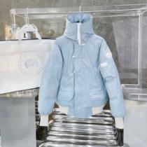 高級感漂わせる 2026新作 フィルパワーの高い カナダグース Canada Goose ダウンジャケット カナダグースコピー 軽くて暖かい