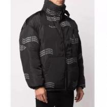 ジバンシィブランドスーパーコピー 一番人気の新作はこれ 2026新作 ジバンシー GIVENCHY フィルパワーの高い ダウンジャケット リバーシブル仕様