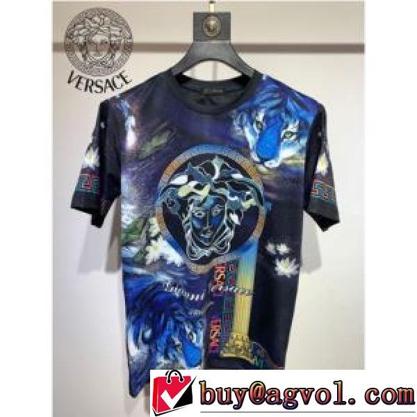プリント 優しいフィット感 ラウンドネック 半袖Tシャツ 最安値に挑戦 バリエーションに富む ヴェルサーチコピー 2026新作 ヴェルサーチVERSACE
