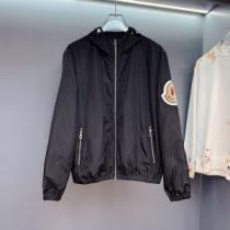 モンクレール偽物ブランド エレガントコート MONCLER 2026秋冬 ブルゾン 楽に着用出来る デザイン性の高い