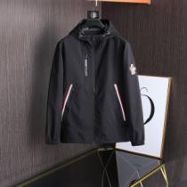 絶大な人気を誇る ハーフコート モンクレール MONCLERブランドコピー 2026秋冬 ダスター コート ジャケット 3色可選