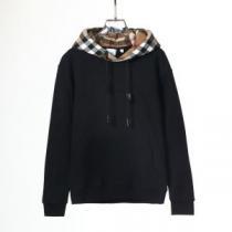 落ち着いた質感 2026新作 チェック柄 3色可選 パーカー バーバリーコピー ブランド バーバリー BURBERRY おしゃれさ抜群パーカ