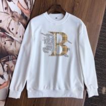 バーバリーブランド コピー プルオーバーパーカー 2026新作 バーバリー BURBERRY 高級感漂わせる 程よい厚み リブ付 2色可選