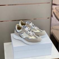 歩きやすい　疲れない　痛くない ジバンシィスーパーコピー ジョギング 2026新作 ジバンシー GIVENCHY スニーカー 定番のアイテム 3色可選