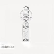 モノグラム 2026新作 ユニークキーボルダー ルイ ヴィトン アンティーク調 男女共通 LOUIS VUITTON 海外セレブ愛用 ルイ ヴィトンブランド コピー