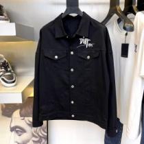 楽に着用出来る 満足できるコート ディオール DIOR コーデ 知的なムードを演出 ディオールコピー 2026新作 デニムジャケット