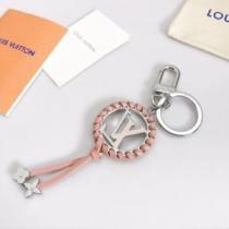 2026新作 キーホルダー コンビカラー ルイ ヴィトン LOUIS VUITTON オリジナルデザイン 上品上質 ルイ ヴィトンスーパーコピー