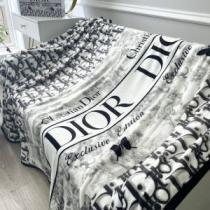 2026新作 ディオール DIOR ブランケット ディオールブランド コピー 活用できるアイテム 暖かく ふんわりやわらか