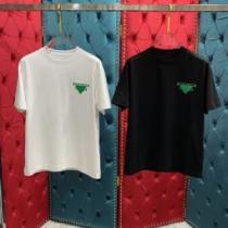 首胸ロゴ 2026新作 争奪戦必至 2色可選 コピー ブランド ブランド コピー 半袖Tシャツ 肌に馴染みやすい コピーブランド