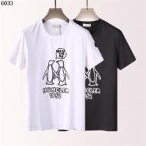個性的なデザ ラウンドネック 半袖Tシャツ 2026新作 2色可選 消臭抗菌効果がある クールビズ 吸汗性に優れ ドライ モンクレールスーパーコピー 激安