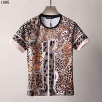 ファション性の高い ラウンドネック プリント 半袖Tシャツ ドルチェ&ガッバーナブランド 偽物 通販 2026新作 超目玉 吸汗性に優れ