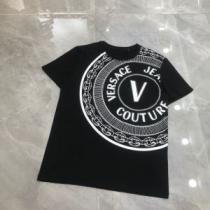 ブランドスーパーコピー ヴェルサーチ 最安値2026 VERSACE スーパーコピー 激安モデル大絶賛♪ 半袖Tシャツ 