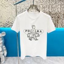 爆買い2026 ボトムスを選ばずに着用できるアイテム PRADAスーパーコピー半袖Tシャツ値下げ！プラダスーパーコピー 