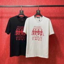 肌に馴染みやすい2026年春夏新作 半袖Tシャツアレキサンダー マックイーンスーパーコピー 艶は無く alexander mcqueenブランド コピー