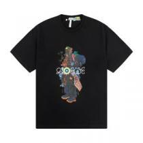 ロエベ偽物ブランド 2色可選 雑誌掲載アイテム 収縮性のある 2026春夏 半袖Tシャツ 肌に馴染みやすい ロエベスーパーコピー