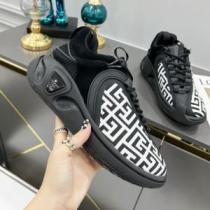 スニーカー 2026春夏 人気雑誌掲載 3色可選 レースアップシューズ 通気性に優れた 優しい履き心地 バルマンブランド コピー 