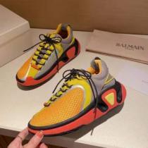 2026新作 ランニングシューズ コスパ最高のプライス ずっと人気♪ 厚底 足馴染みのいい 2色可選 バルマンスーパーコピー