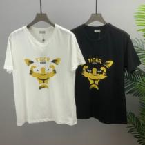 デザイン性の高い プリント 2026春夏 半袖Tシャツ 大人気再登場 ディオールブランド コピー 2色可選 通気性に優れた