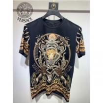 肌に馴染みやすい 大人気再登場 通気性に優れた 2026新作 オリジナル 半袖Tシャツ ヴェルサーチコピー ブランド