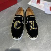 2026新作 脱ぎ履きしやすい/着脱しやすい CHRISTIAN LOUBOUTINブランドコピー スリップオン 豊富なサイズ ポップ
